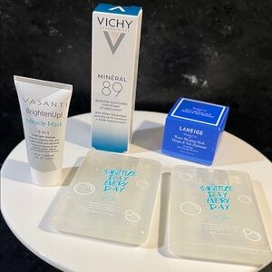 LANEIGE Hydration Sleeping Mask - Blue Box